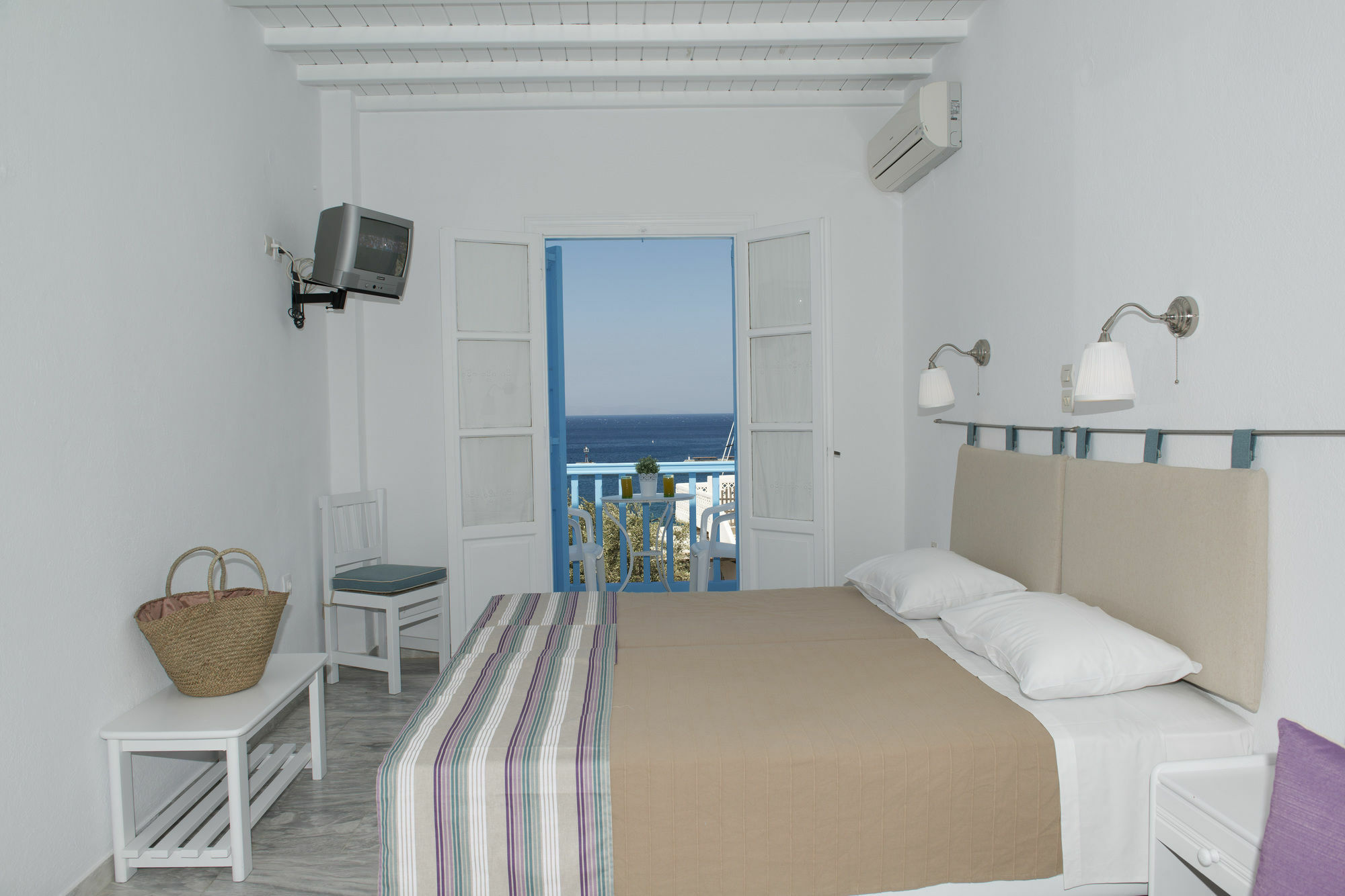 Asimina Hotell Tourlos Exteriör bild